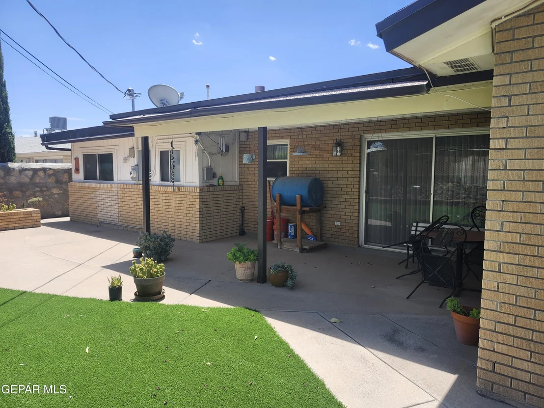 Photo of 9809 EUGENIA Court