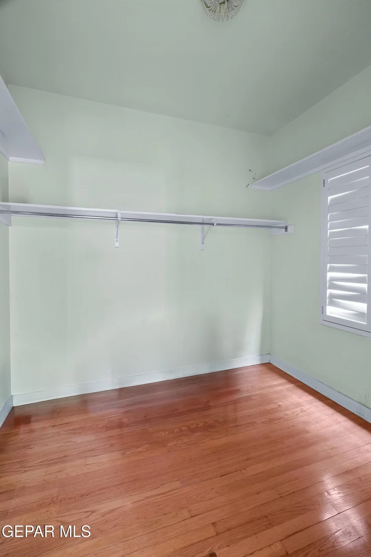 Photo of 3020 Wheeling Avenue