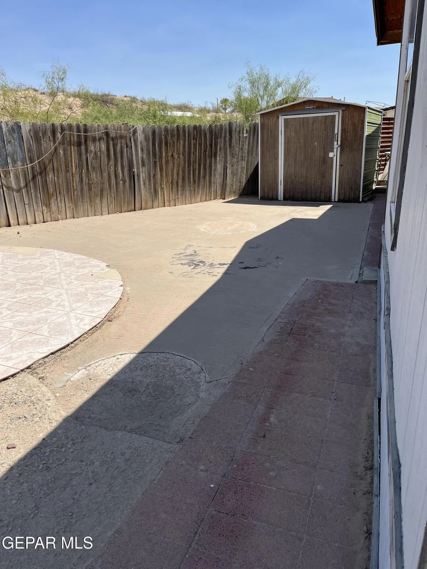 Photo of 1104 MACADAMIA Circle