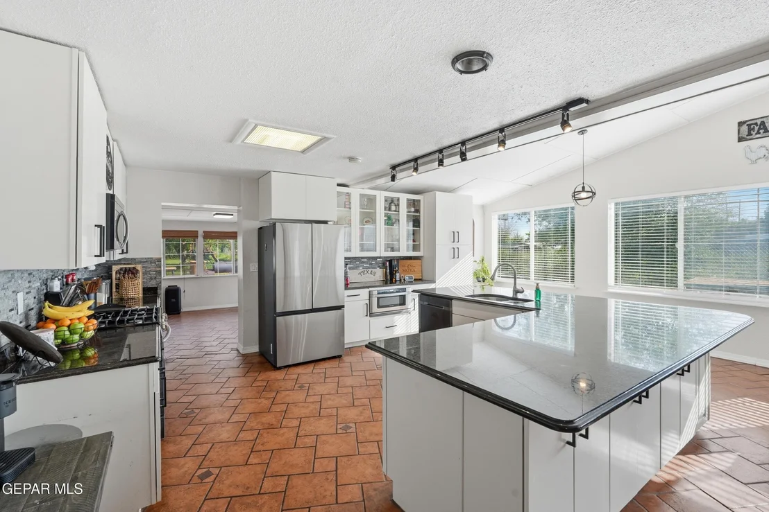 Photo of 216 SMITH Road