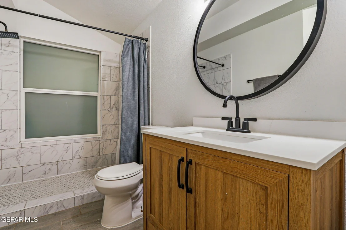 Photo of 680 ABINGTON Drive