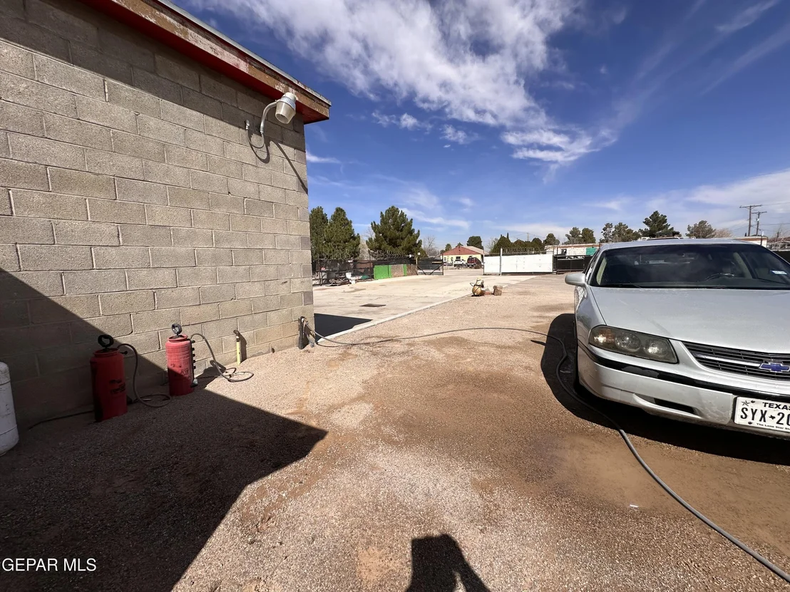 Photo of 14950 Mule Deer Drive