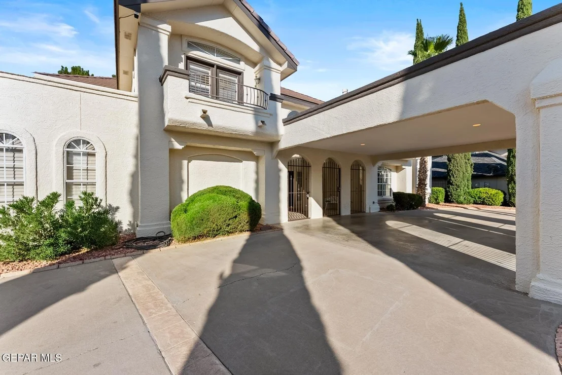 Photo of 2000 PASEO DEL PRADO Drive