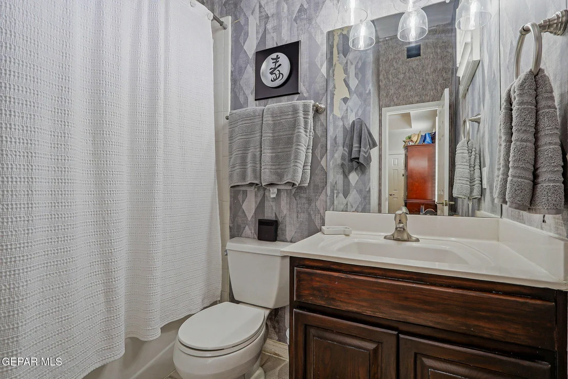 Photo of 5806 DIAMOND POINT Circle