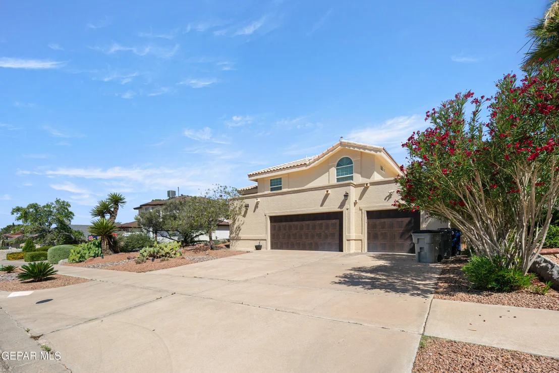 Photo of 6301 BRISA DEL MAR Drive