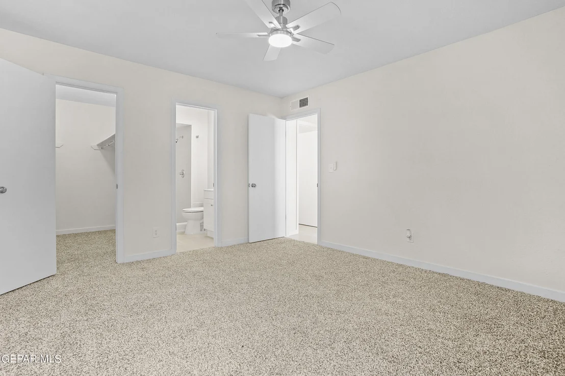 Photo of 936 ONEIDA Drive
