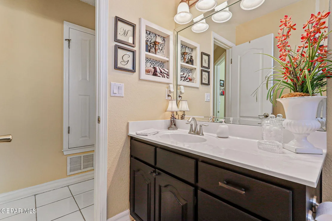 Photo of 4652 GLOBE WILLOW Drive