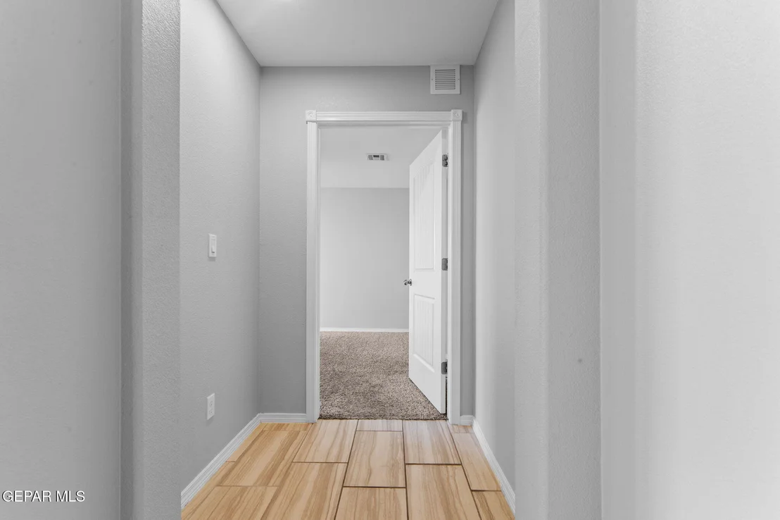 Photo of 938 YELDON Place