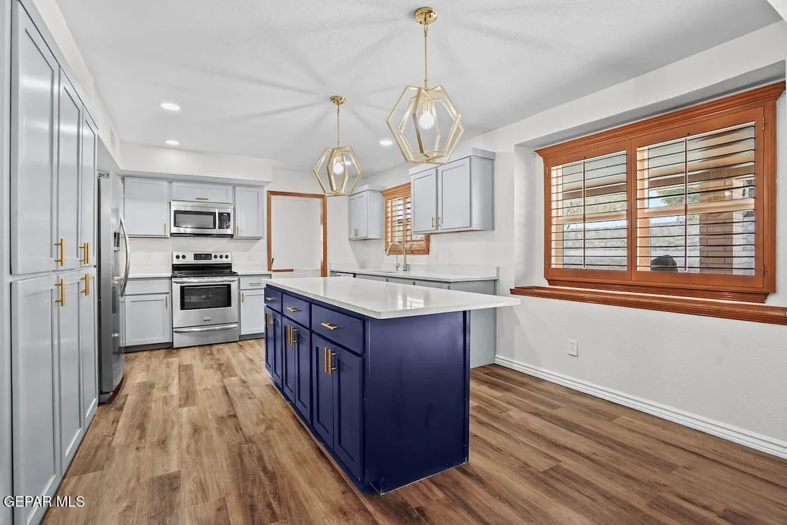 Photo of 760 CHELTENHAM Drive