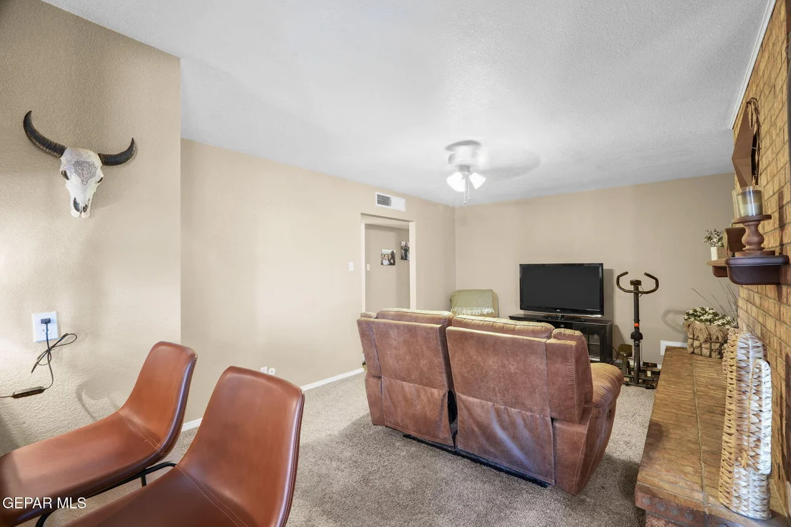 Photo of 460 SAN BLAS Drive
