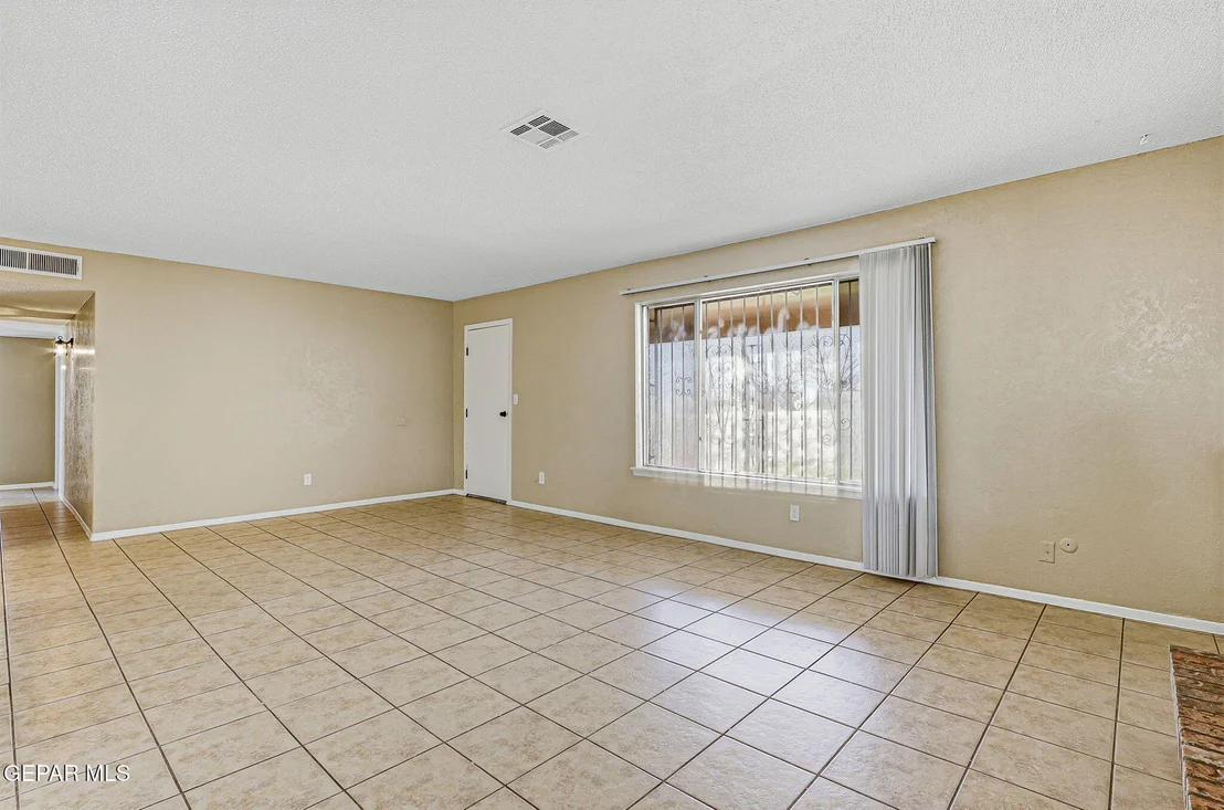 Photo of 701 CENTENNIAL Drive