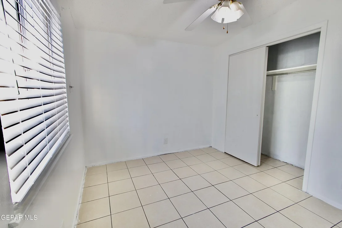 Photo of 816 MONCLOVA Lane