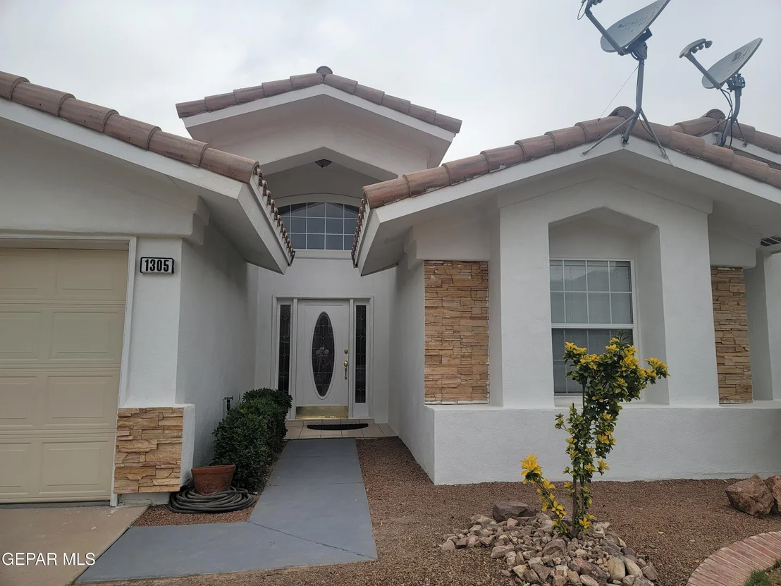 Photo of 1305 TRAIL RIDGE Drive