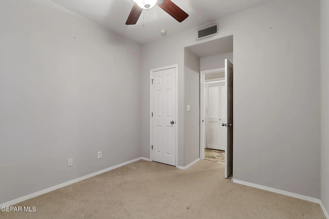 Photo of 7292 Desert Eagle Drive
