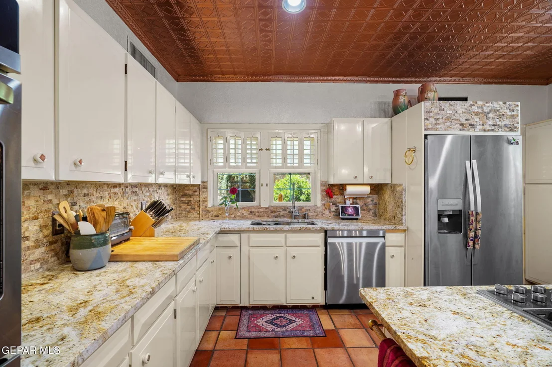 Photo of 3009 SILVER Avenue