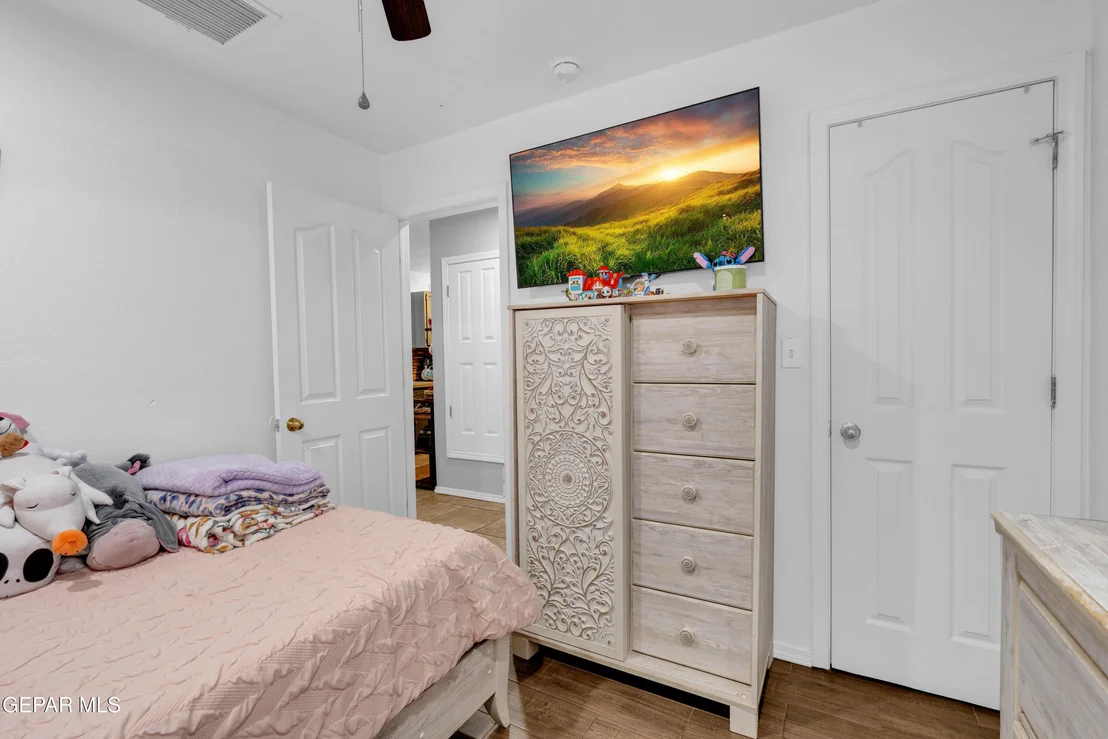 Photo of 10300 Valle Suave Drive