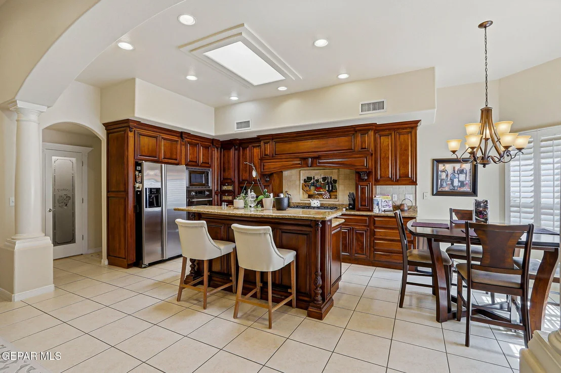 Photo of 6320 FRANKLIN BLUFF Drive