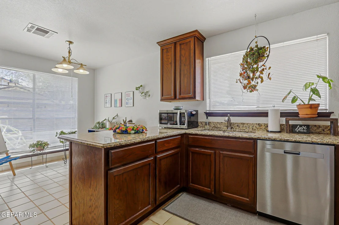 Photo of 1721 VISTA REAL Drive