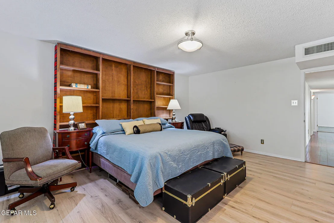 Photo of 745 Rinconada Lane