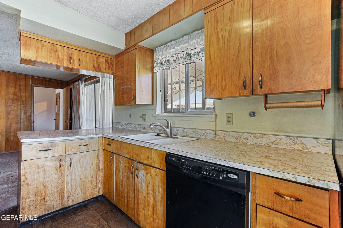 Photo of 7913 BETHANY Drive