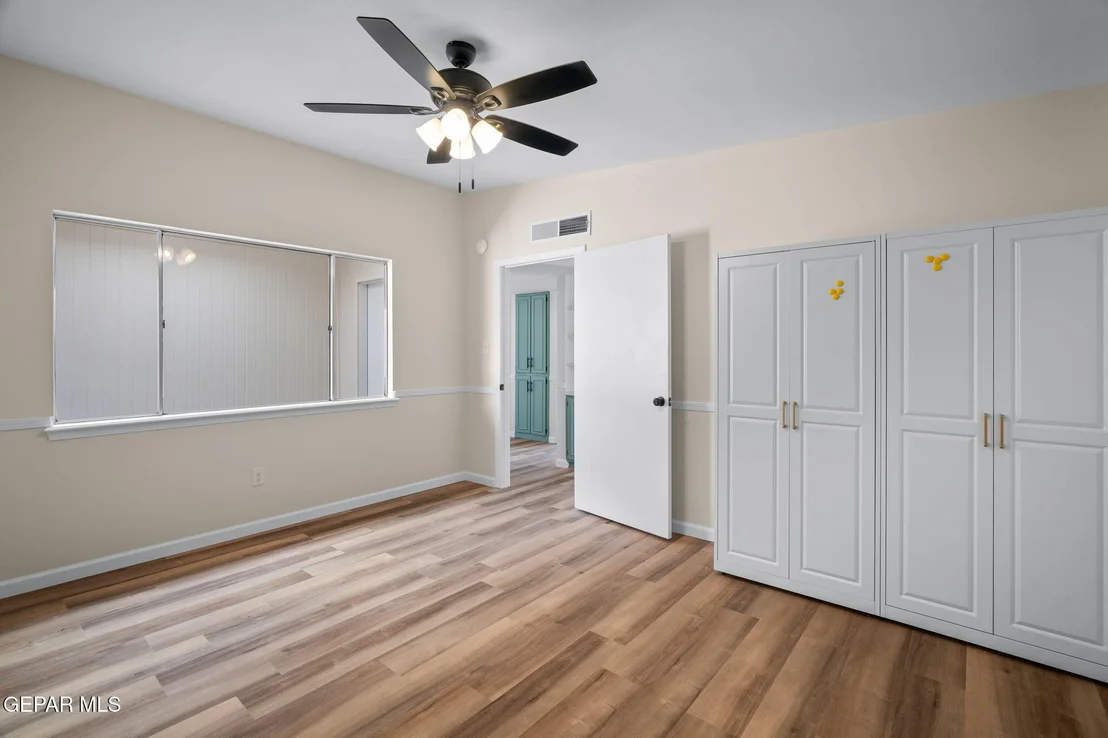 Photo of 5116 Anchorage Avenue
