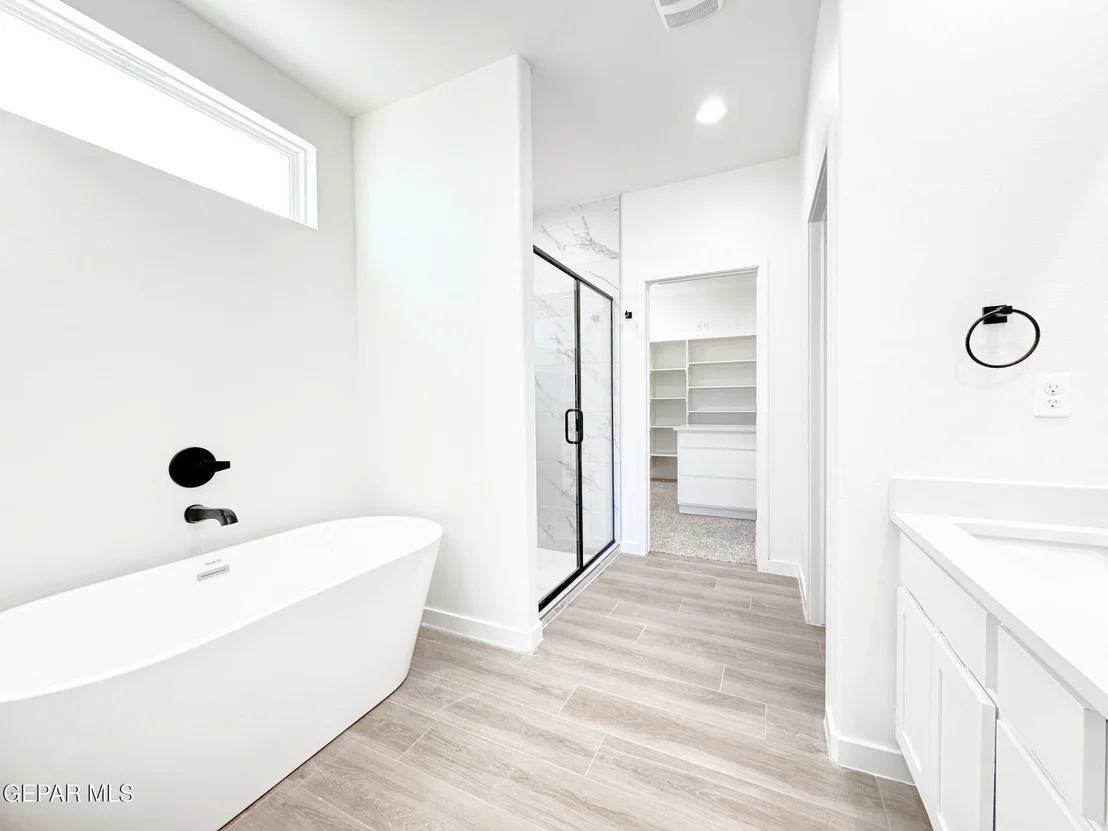 Photo of 12416 Amesbury Drive