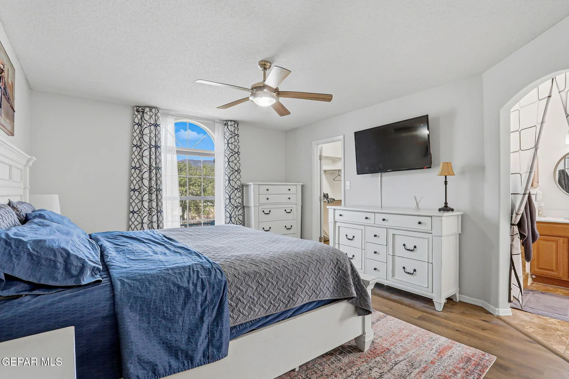 Photo of 10908 NORTHVIEW Drive