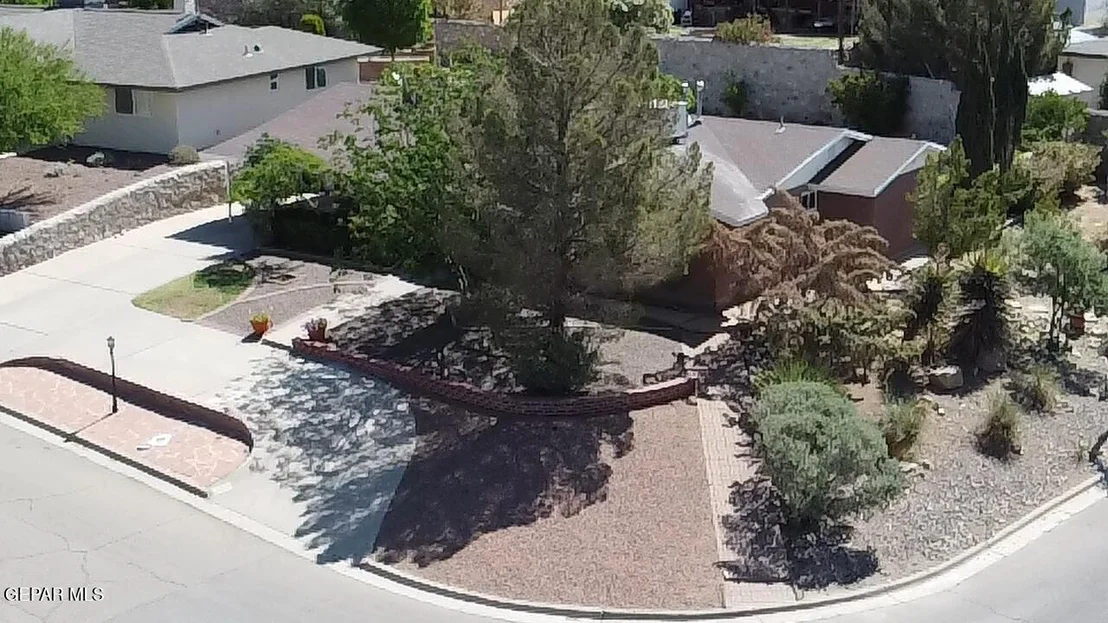 Photo of 4200 BUCKINGHAM Drive