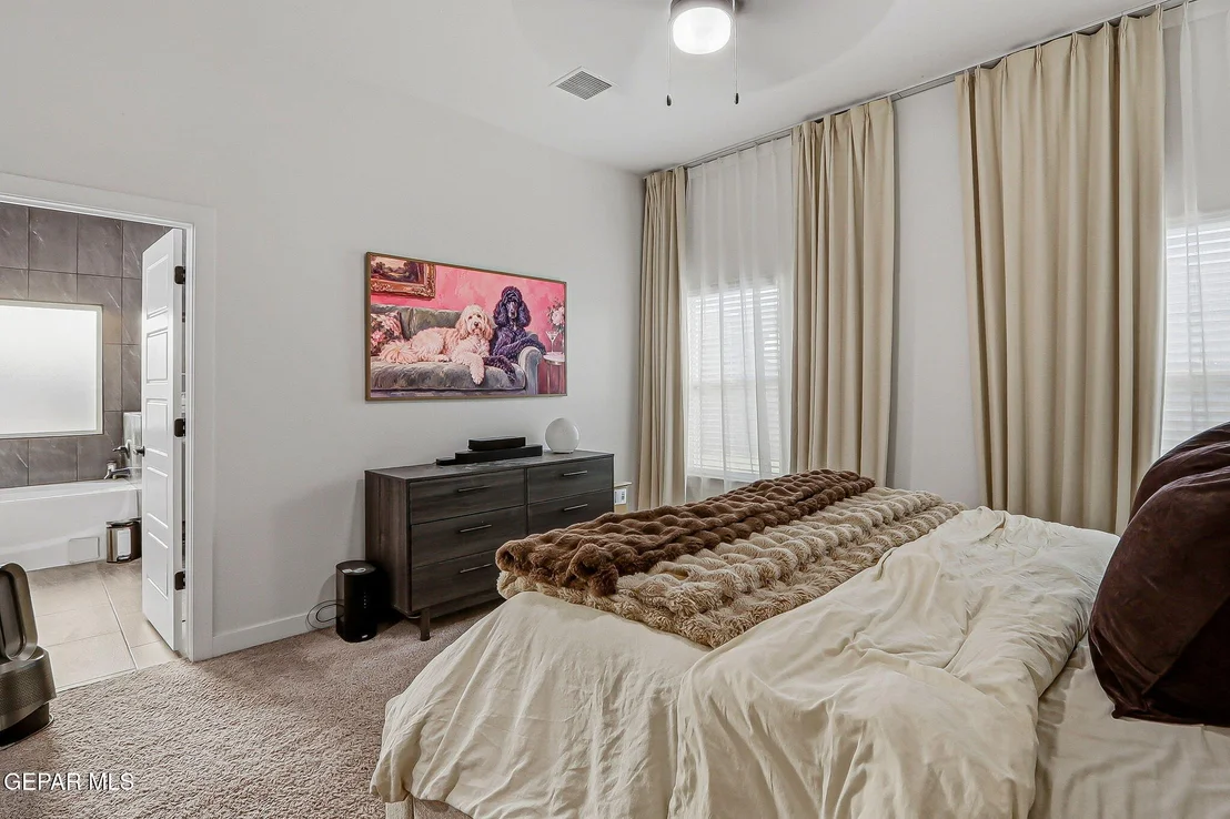 Photo of 7404 NORTE VALLEY Lane