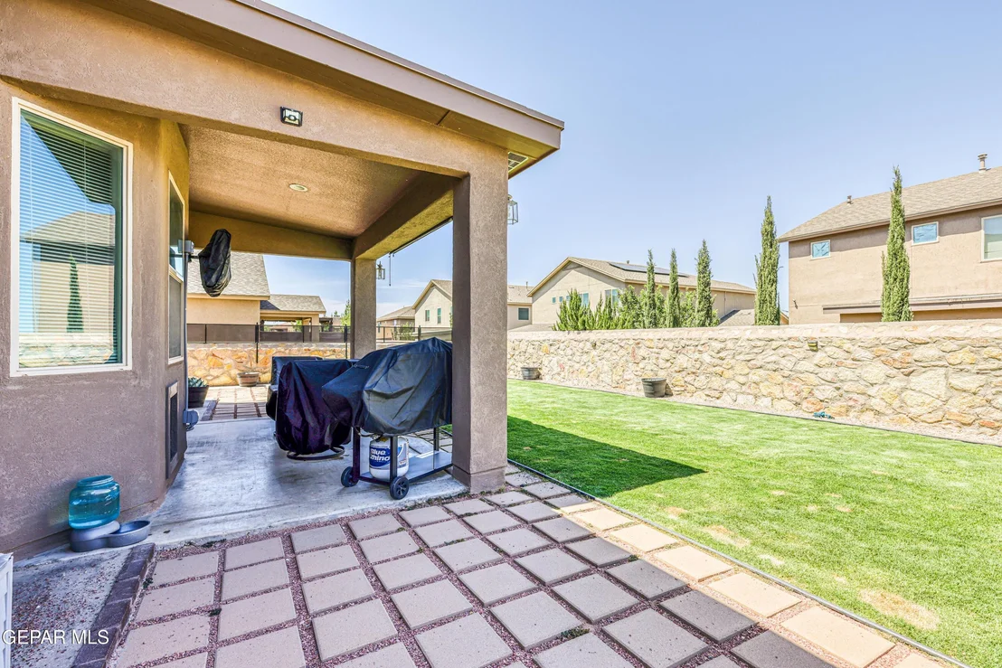 Photo of 6553 GEYSER Drive