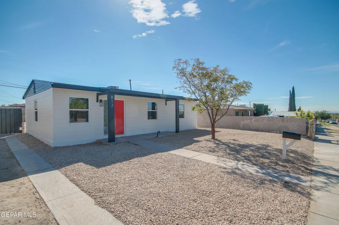 Photo of 812 SANTA BARBARA Drive