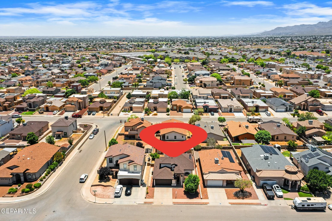 Photo of 5340 IGNACIO ALMANZAR Lane