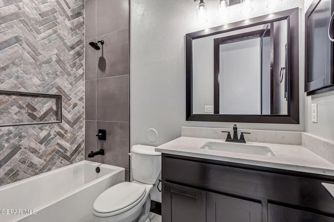 Photo of 6416 CADENCE RIVER Drive