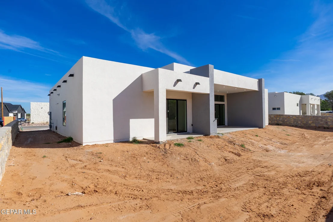 Photo of 5660 RIO BONITO Circle