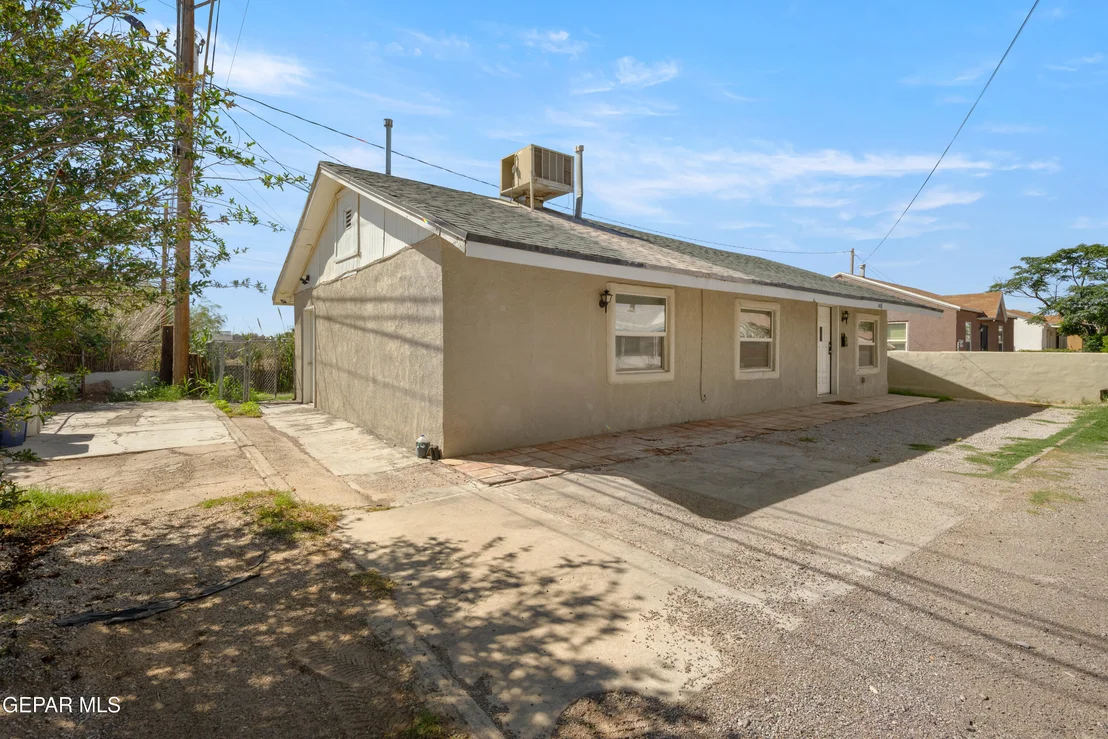 Photo of 408 SYCAMORE Way