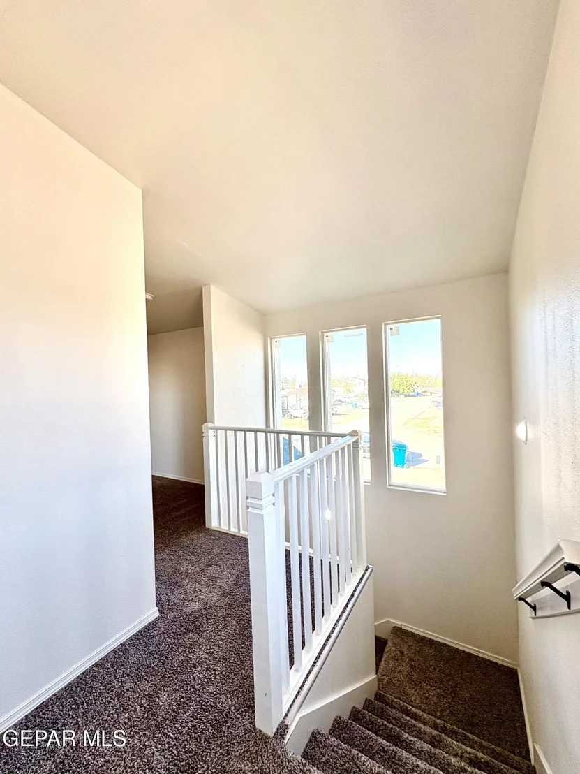 Photo of 11420 DORIS Road