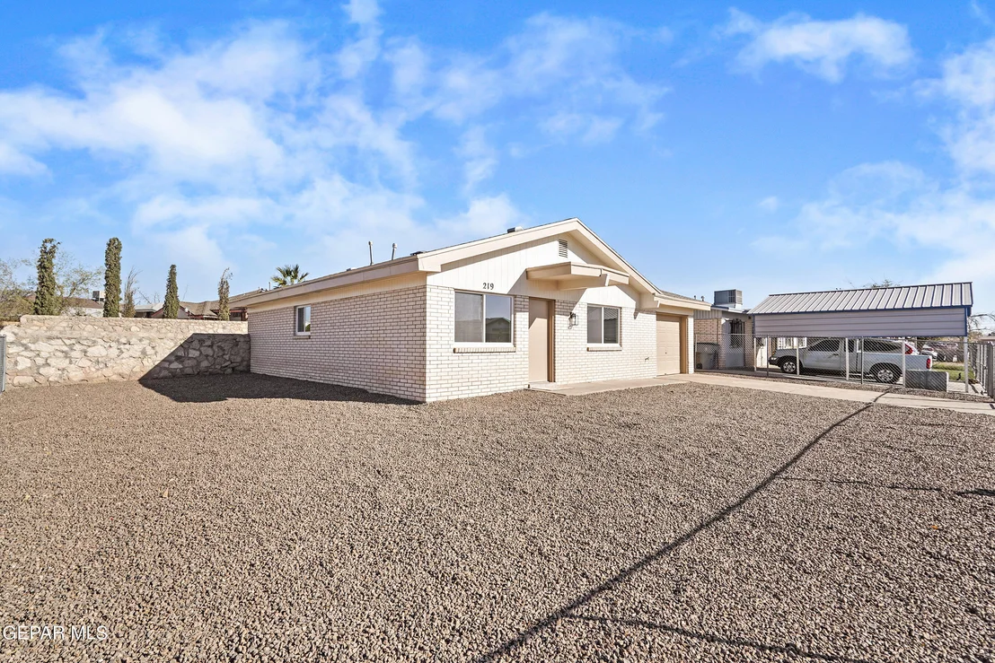 Photo of 219 CARIBE Circle