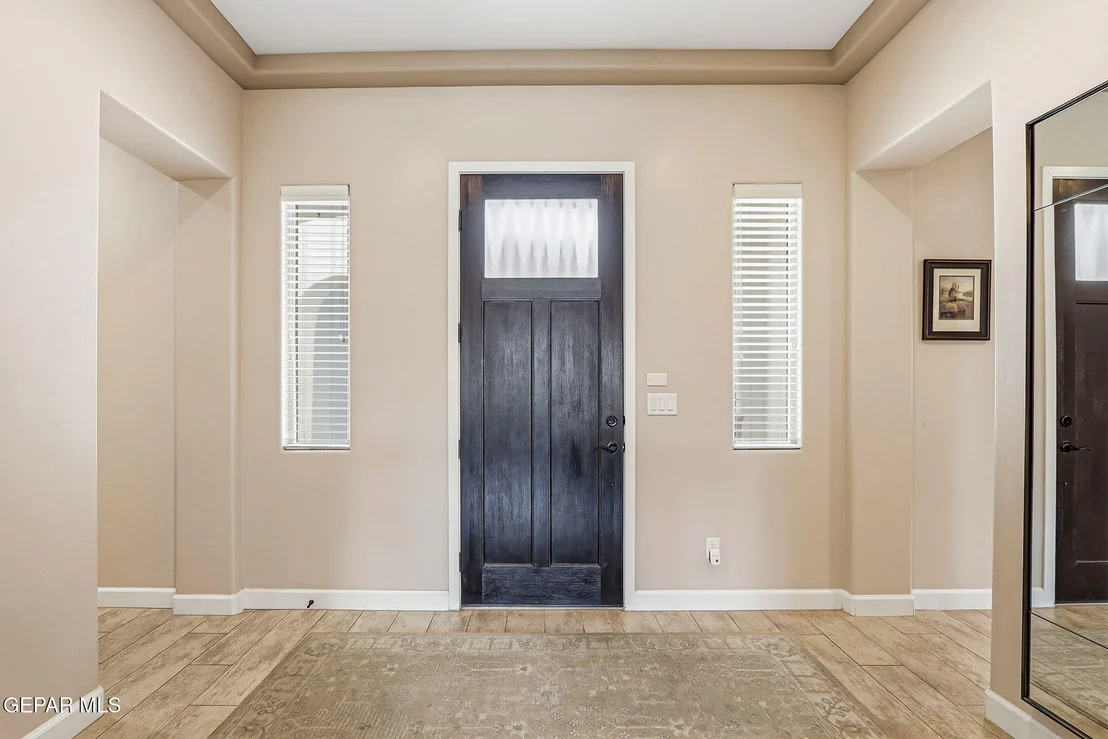 Photo of 5884 Valle Sonar Avenue