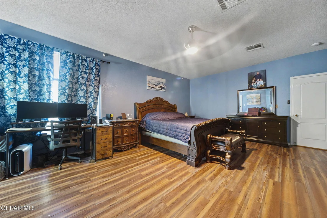 Photo of 554 SHADOW WILLOW Drive