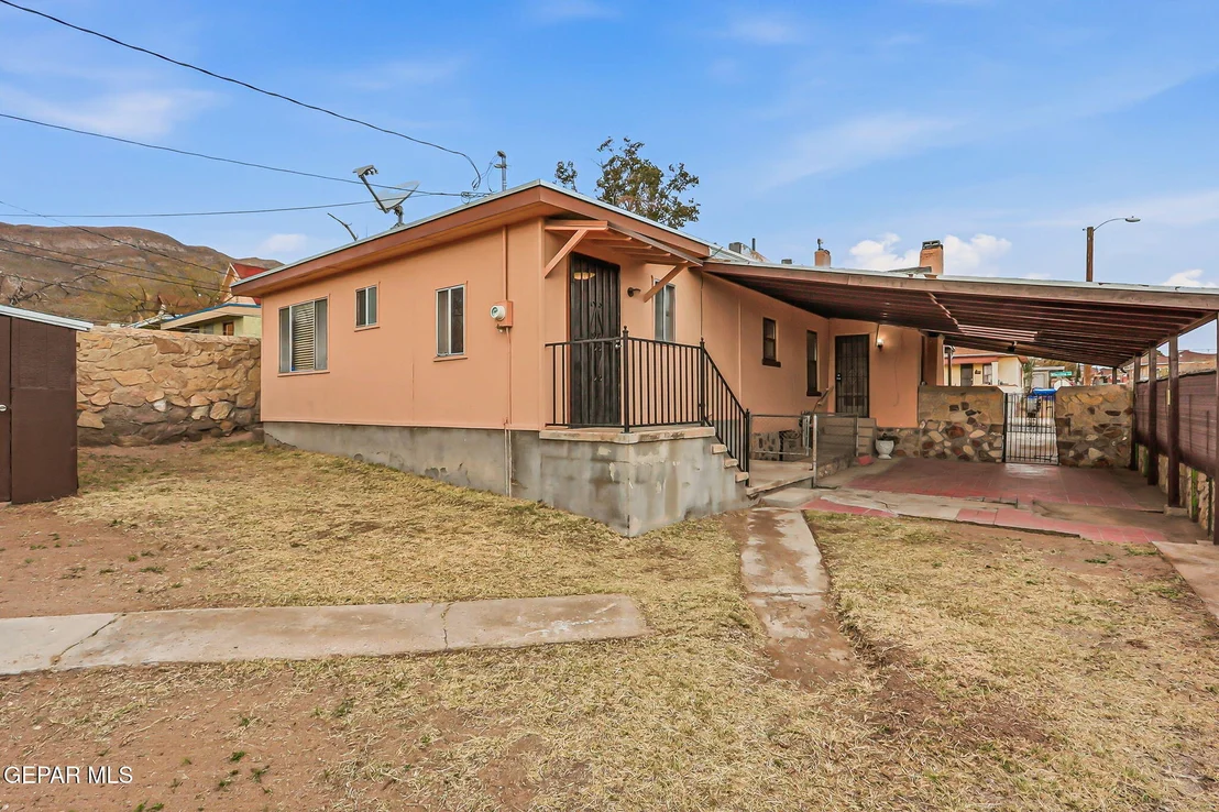 Photo of 2630 Wheeling Avenue