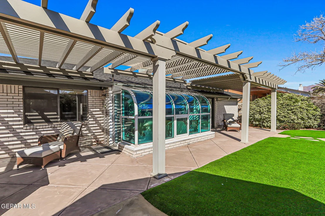 Photo of 824 AGUA CALIENTE Drive