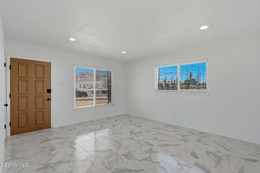 Photo of 9040 DIANA Drive