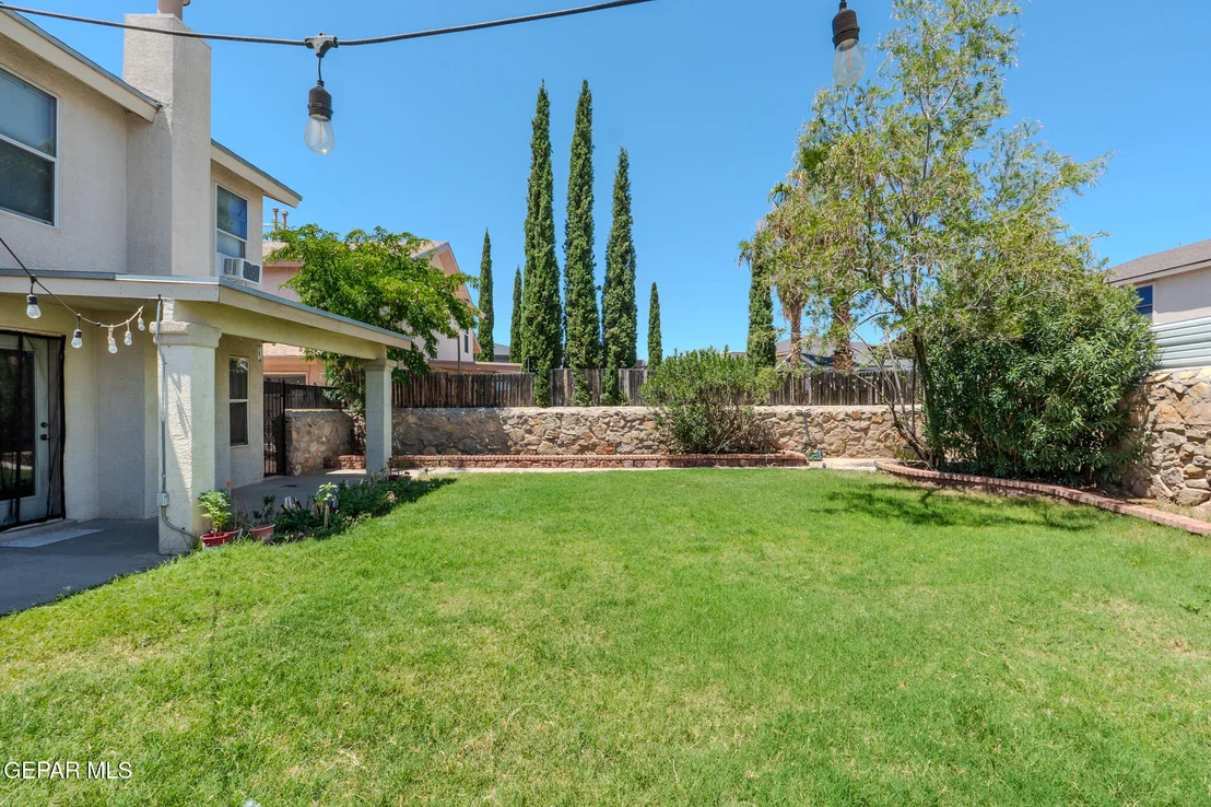 Photo of 5721 LAUREL CLARK Lane