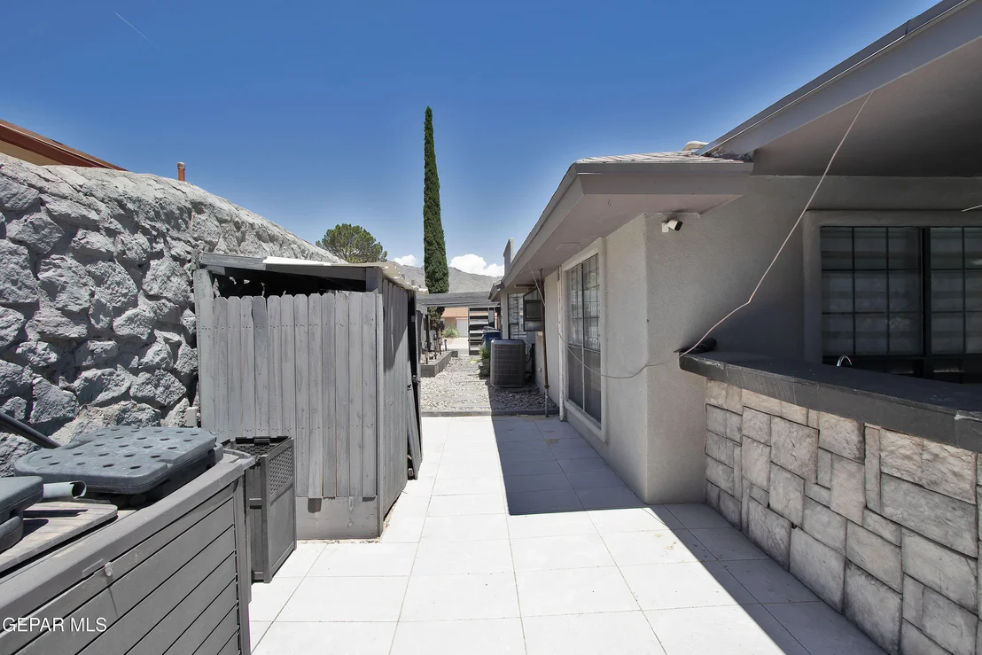 Photo of 6777 Villa Hermosa Drive