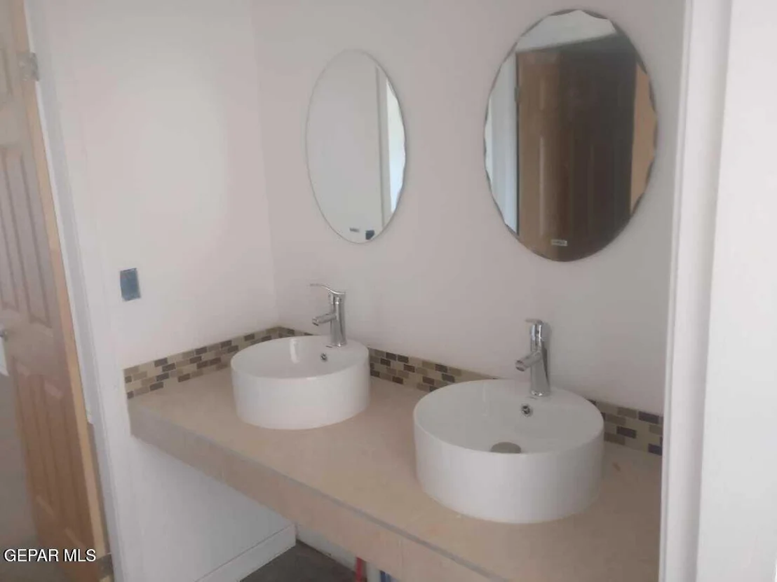 Photo of 4031 SNOQUALMIE Drive