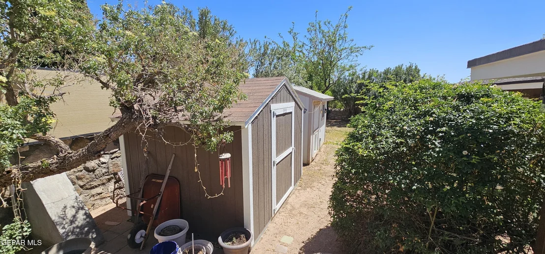 Photo of 2704 Gaston Drive