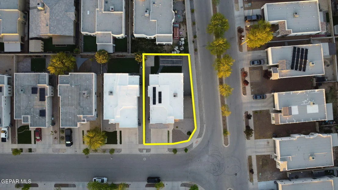 Photo of 932 PENRITH Street