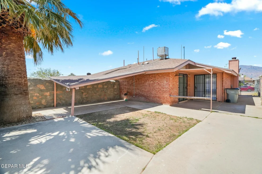 Photo of 10202 Silver Strand Place