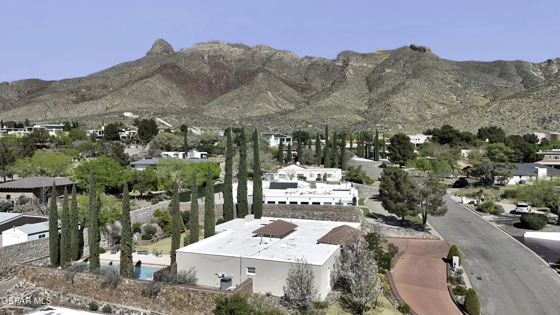 Photo of 6025 TORREY PINES Drive