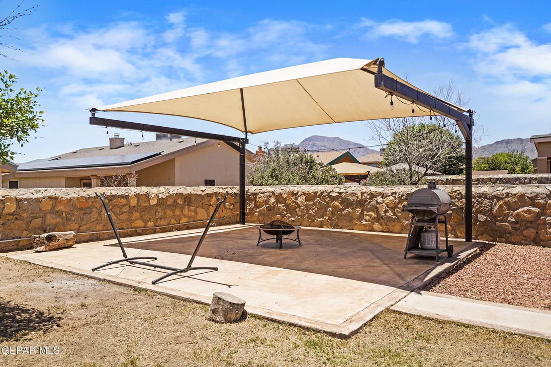 Photo of 5340 IGNACIO ALMANZAR Lane